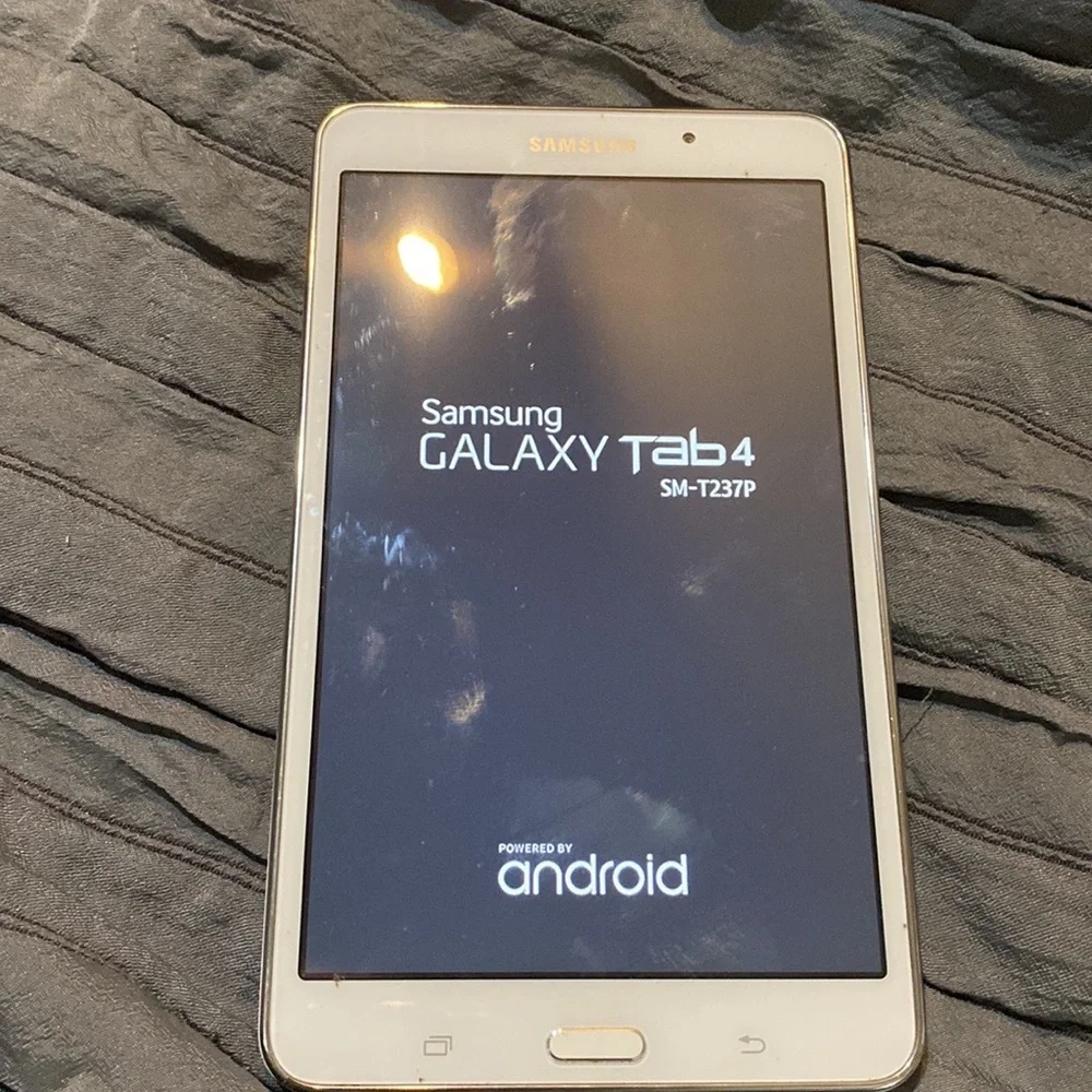 🎉NEW ARRIVAL 🎉Samsung Galaxy tab 4 WiFi/NETWORK [1inSTOCK]